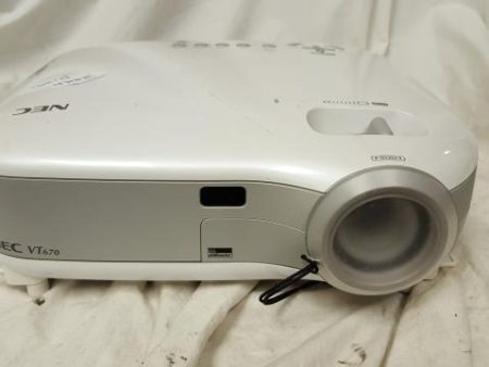 NEC VT670 Multimedia LCD Projector Lamp 294 Hours for Parts with Lens Cap Cheap