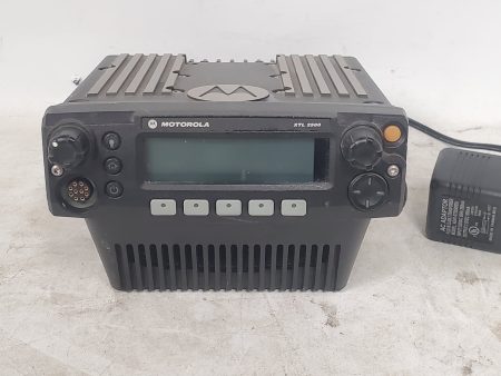 Motorola XTL 2500 M21URM9W1AN Digital Mobile Radio w  Stand No Power Online